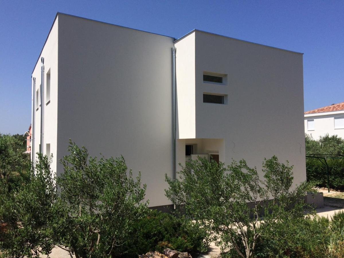 Apartments Lota Starigrad Paklenica Exterior foto